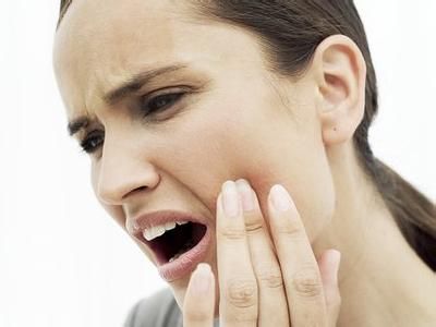 口腔溃疡分类有讲究 了解才能早治愈