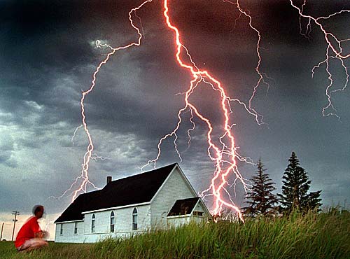 防雷电!妈妈一定要告诉孩子这些!_仲景健康网