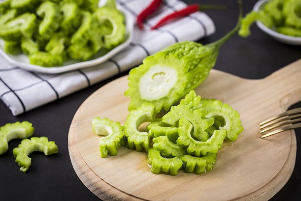 摄图网_500975002_banner_夏季解暑苦瓜（企业商用）.jpg