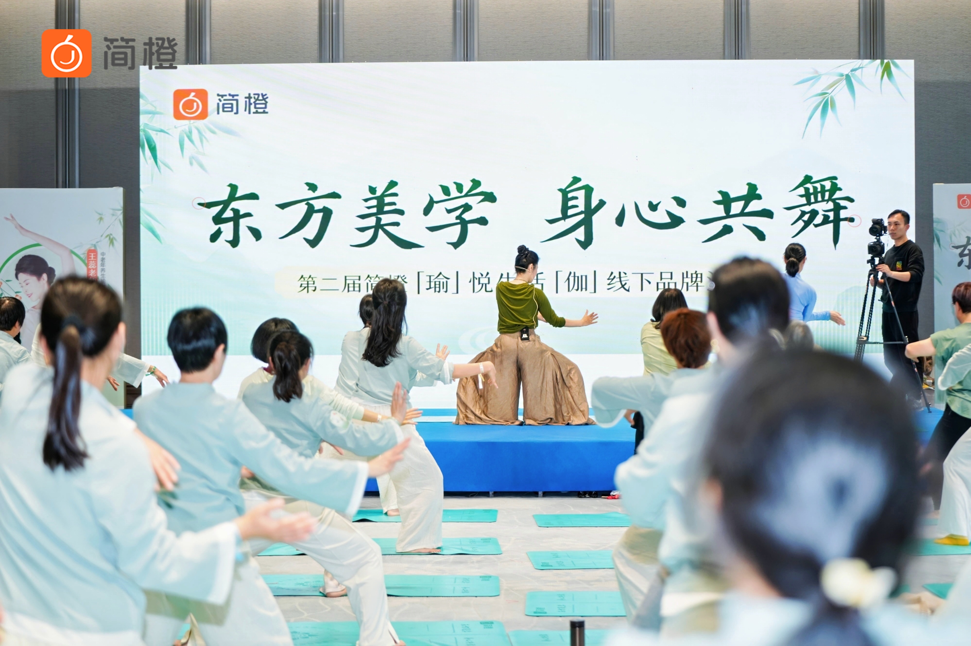2.王蕊带练.jpg
