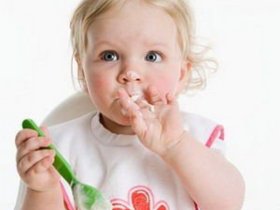 冬季3款梨食谱让宝宝更健康