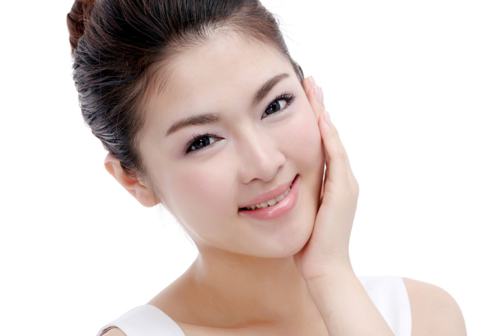 女性面色差应该补哪里