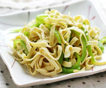 青椒拌豆腐丝 凉拌混搭佳肴