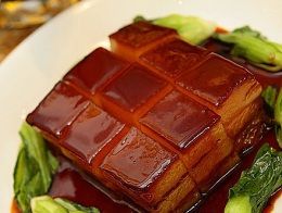 两个烹饪小妙招让肥肉肥而不腻