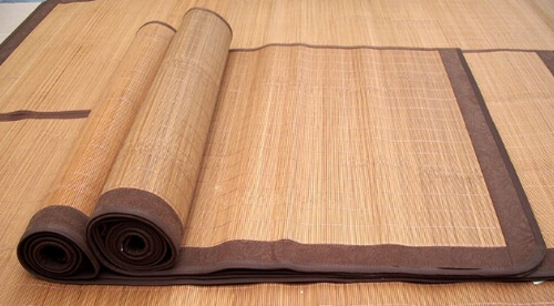 睡凉席竟睡出败血症！夏季睡凉席小心这些“凉席病”